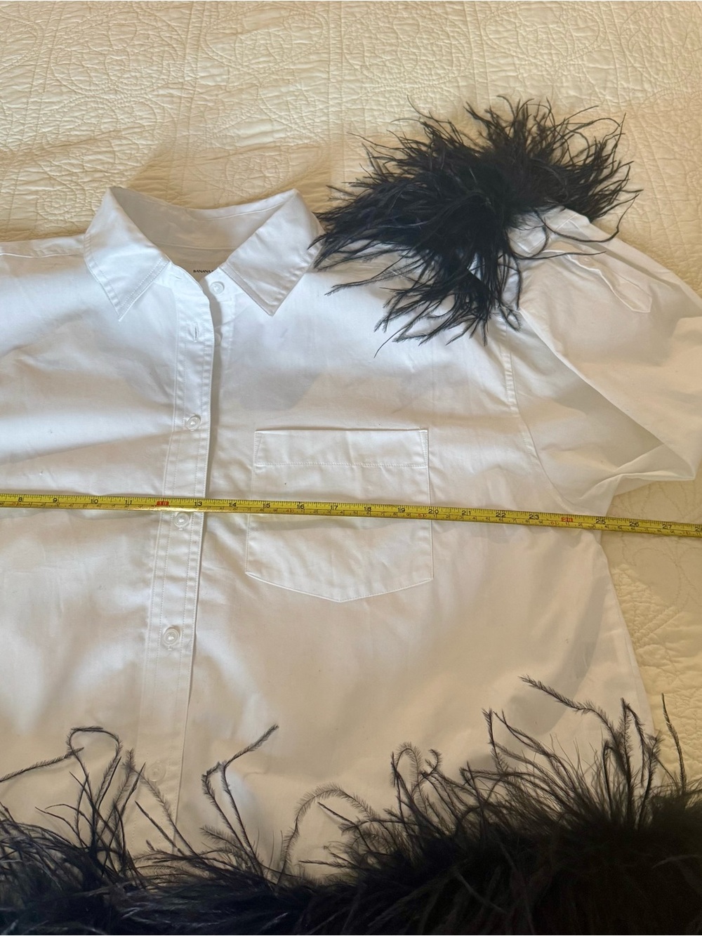 NWT White 100% Cotton Button Up Blouse with Black Feather Trim Size XL - Picture 5 of 9